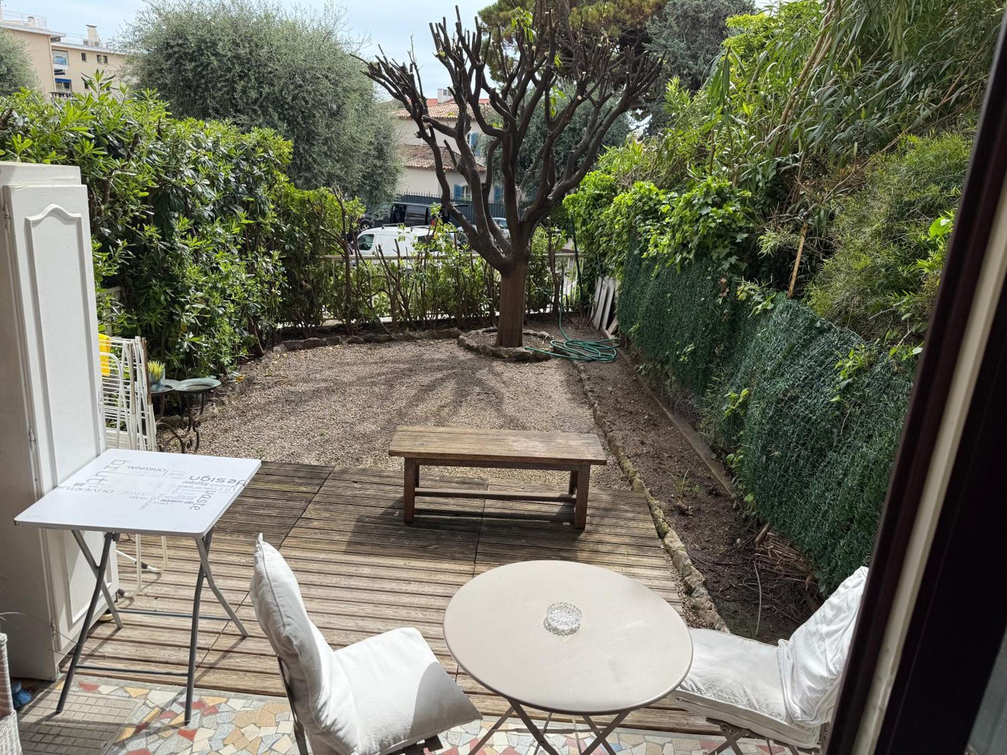 Studio Calme A Deux Pas De La Mer Avec Jardin Et Parking Prive Beaulieu-sur-Mer Exterior foto